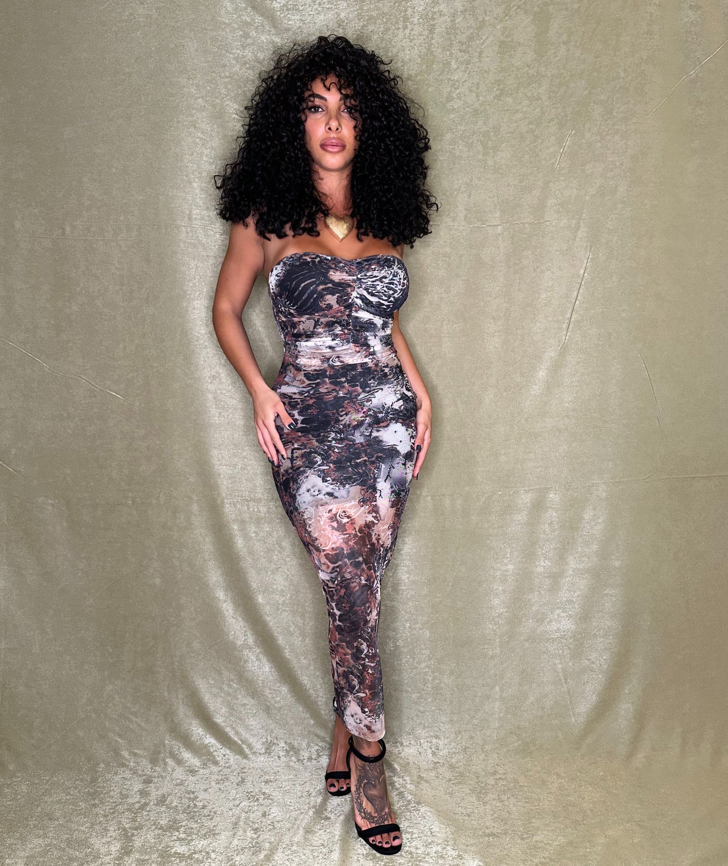 DRESS ABSTRACT